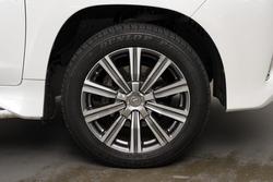 2015 Lexus LX 570