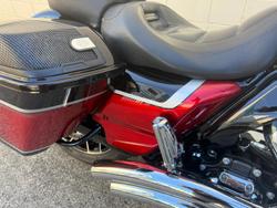 2021 Harley-Davidson CVO Street Glide 117 (FLHXSE) Touring Black