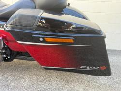 2021 Harley-Davidson CVO Street Glide 117 (FLHXSE) Touring Black