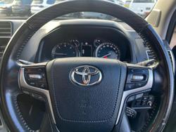 2020 Toyota Landcruiser Prado Kakadu GDJ150R 4X4 Dual Range BLACK