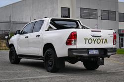 2020 Toyota Hilux SR