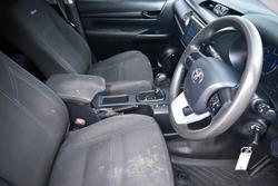 2020 Toyota Hilux SR