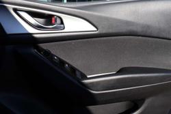 2018 Mazda 3 SP25