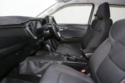 2021 Isuzu D-MAX LS-M