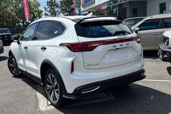 2026 GWM Haval Jolion Lux Hybrid A02 Hamilton White (9C01)