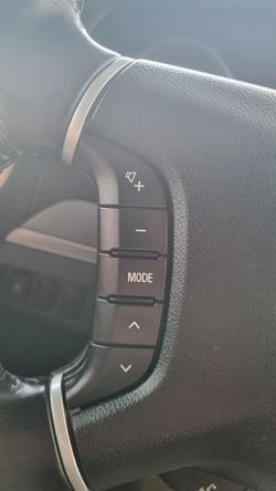 2017 Mitsubishi Pajero GLX