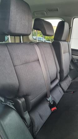 2017 Mitsubishi Pajero GLX