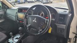 2017 Mitsubishi Pajero GLX