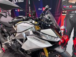 2024 Aprilia Tuono V4 1100 Factory Tuono White