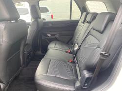 2025 Ford Everest Black Edition