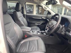 2025 Ford Everest Black Edition