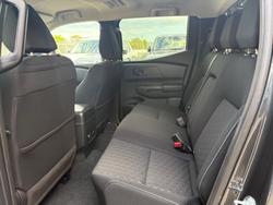 2025 Nissan Navara ST