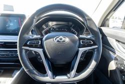 2021 LDV D90 Executive