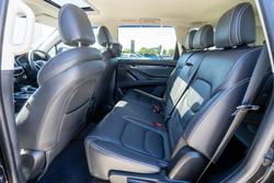 2021 LDV D90 Executive