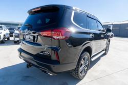 2021 LDV D90 Executive