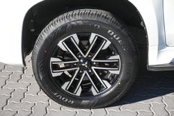2022 Mitsubishi Pajero Sport GLS