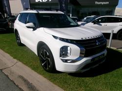 2022 Mitsubishi Outlander Exceed