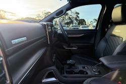 2025 Ford Everest Platinum