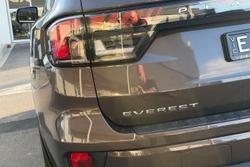 2025 Ford Everest Platinum