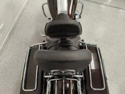 2011 Harley-davidson FLHRC ROAD KING CLASSIC Maroon