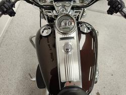 2011 Harley-davidson FLHRC ROAD KING CLASSIC Maroon