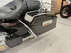 2011 Harley-davidson FLHRC ROAD KING CLASSIC Maroon