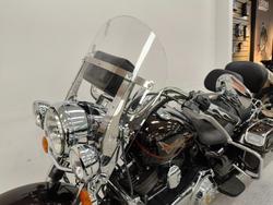 2011 Harley-davidson FLHRC ROAD KING CLASSIC Maroon