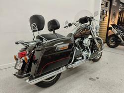 2011 Harley-davidson FLHRC ROAD KING CLASSIC Maroon