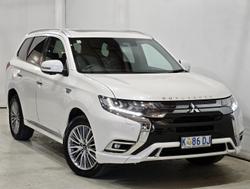 2021 Mitsubishi Outlander PHEV Exceed
