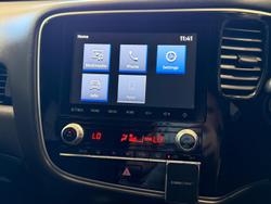 2020 Mitsubishi Outlander ES