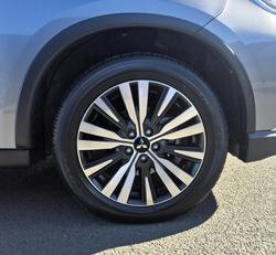 2019 Mitsubishi Outlander ES ADAS