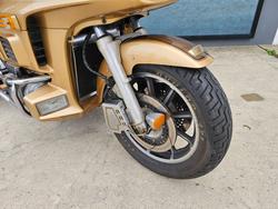 1985 Honda GL1200AE (GOLDWING ASPENCADE) GOLD