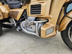 1985 Honda GL1200AE (GOLDWING ASPENCADE) GOLD