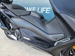 2021 Yamaha TMAX 560 (ABS) LOW GLOSS BLACK