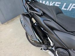 2021 Yamaha TMAX 560 (ABS) LOW GLOSS BLACK