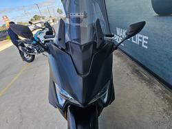 2021 Yamaha TMAX 560 (ABS) LOW GLOSS BLACK