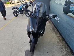 2021 Yamaha TMAX 560 (ABS) LOW GLOSS BLACK
