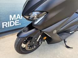 2021 Yamaha TMAX 560 (ABS) LOW GLOSS BLACK
