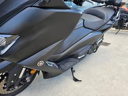 2021 Yamaha TMAX 560 (ABS) LOW GLOSS BLACK