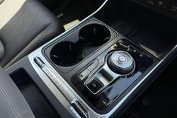 2024 Kia Carnival GT-Line HEV