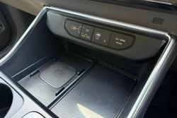 2024 Kia Carnival GT-Line HEV