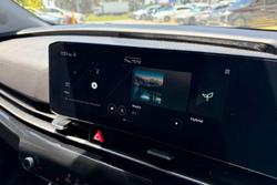 2024 Kia Carnival GT-Line HEV