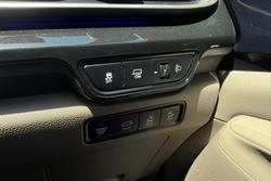 2024 Kia Carnival GT-Line HEV