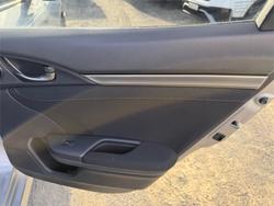 2020 HONDA CIVIC VTi-L