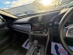 2020 HONDA CIVIC VTi-L
