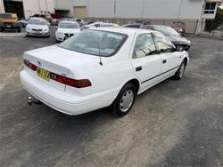 2000 TOYOTA CAMRY CONQUEST SXV20R WHITE
