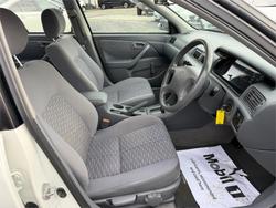 2000 TOYOTA CAMRY CONQUEST SXV20R WHITE