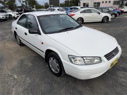 2000 TOYOTA CAMRY CONQUEST SXV20R WHITE