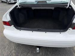 2000 TOYOTA CAMRY CONQUEST SXV20R WHITE