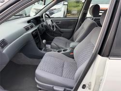 2000 TOYOTA CAMRY CONQUEST SXV20R WHITE